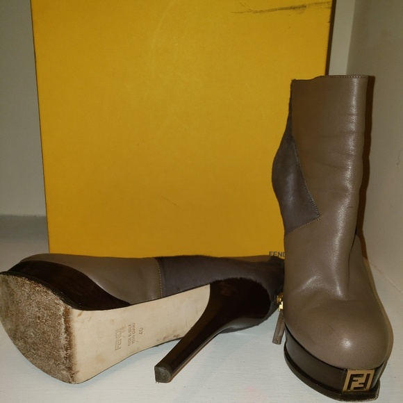 Fendi booties 8T3854 GQN F0TMC - Picture 8 of 8